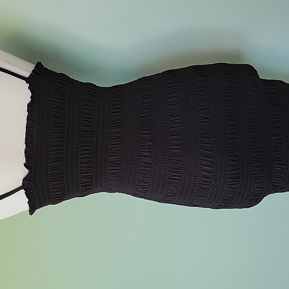 H&M Black Fitted Midi Dress - Picture 4 of 9